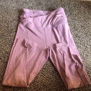 Lululemon crop legging, size 6